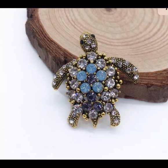 🆕TURTLE BROOCH 🐢 - Picture 3 of 5